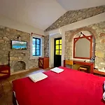 Hotel Symbola