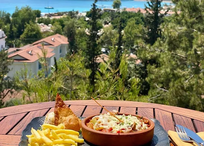 Hotel Symbola 3*