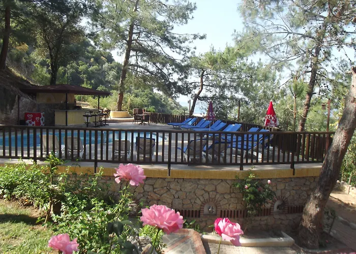 Symbola Hotel 3*