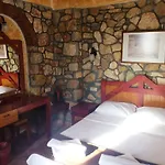 Symbola 3* Ολουντενίζ