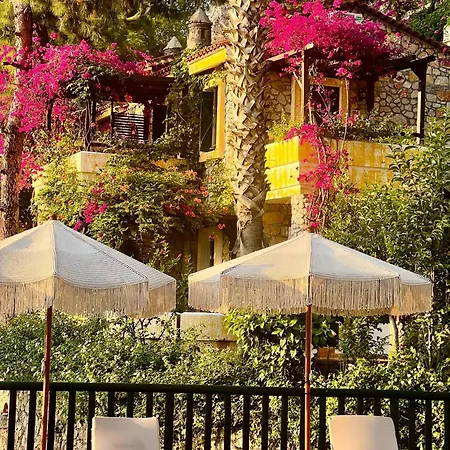 シンボラ ビーチ ホテル