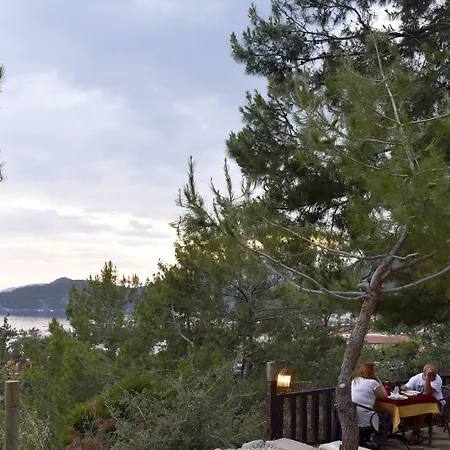 Symbola Hotell 3*