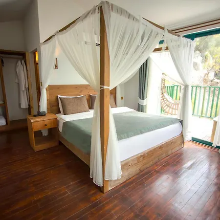 Symbola Hotell 3*