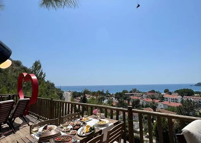 辛博拉奥露德尼兹海滩酒店 厄吕代尼兹